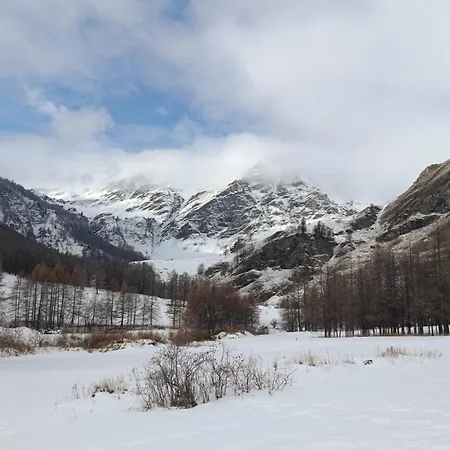 Rifugio Aleve 旅馆