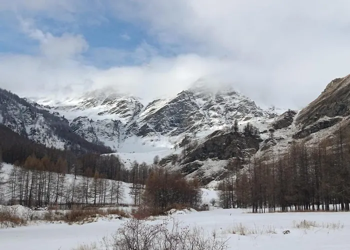Rifugio Alevé Hostal